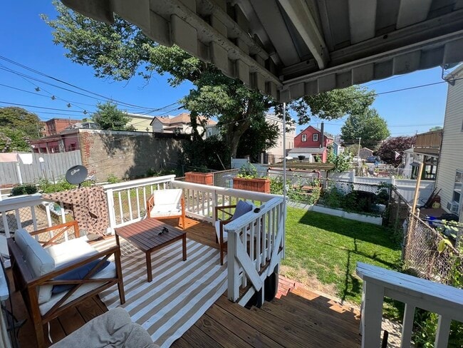 Photo - 573 Bennington St Unit 2