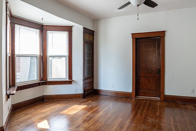 Living room - 4316 Lloyd St Unidad Apt 1