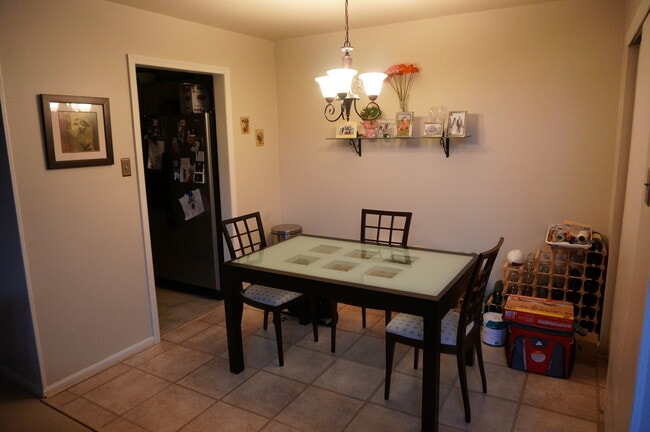 Photo - 200 Wheatsheaf Ln Unit 200