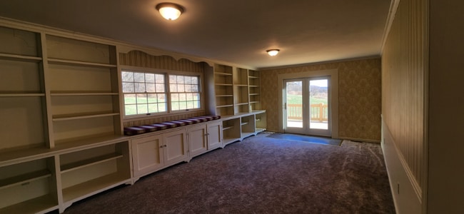 Photo - 2899 Sylvania Rd