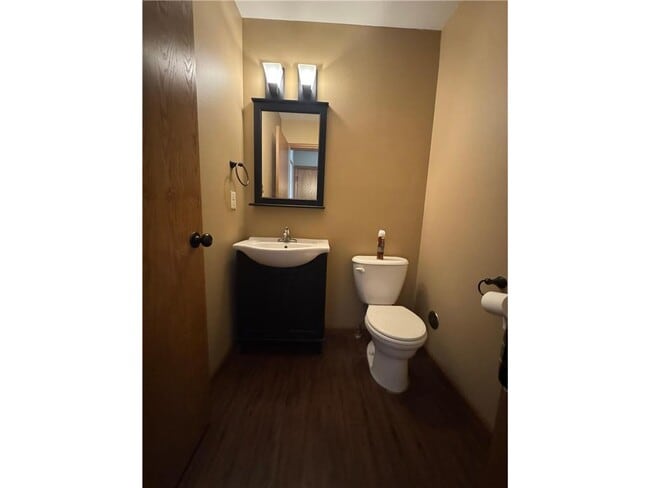 Photo - 109 Oriole Path