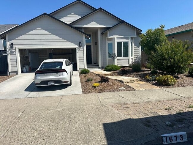 Coffey Park Charmer - Coffey Park Charmer House