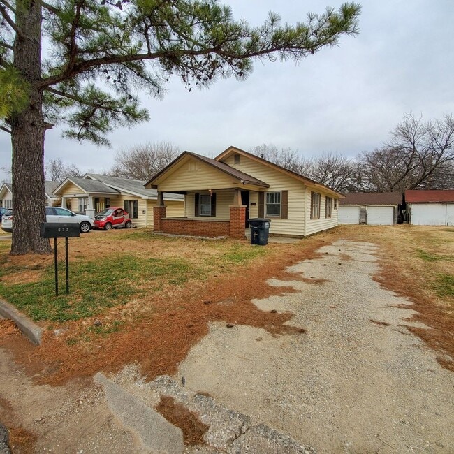 Photo - 3 Bedroom 1 Bath Home In Shawnee