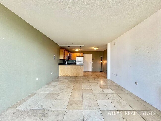 Photo - 909 Logan St