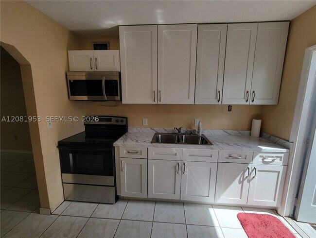 Photo - 7015 NW 4th Ct Unit 7017