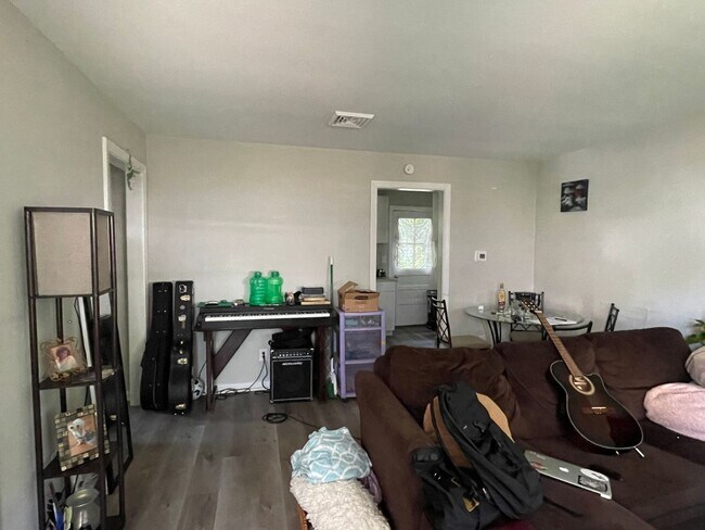 2403 5th Ave