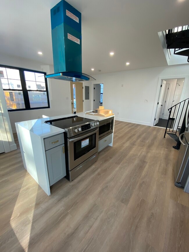 Photo - 178 Hancock St Unidad Rear