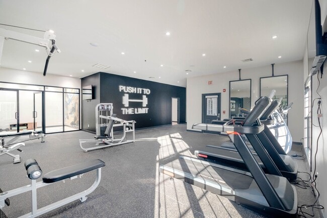 The Raphael - Beautifully Renovated!
