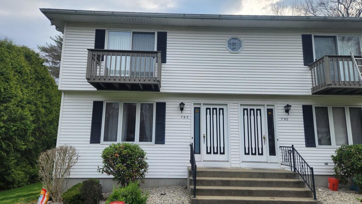 Photo - 790 Moore St (Ludlow, MA)