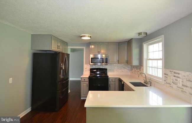 Building Photo - 17312 Amity Dr
