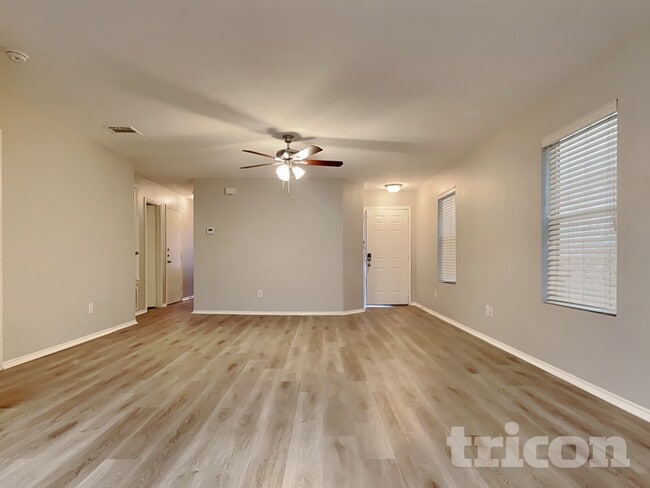 Photo - 3032 Wakecrest Dr