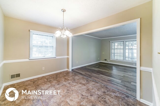 Photo - 4709 Andrea Way