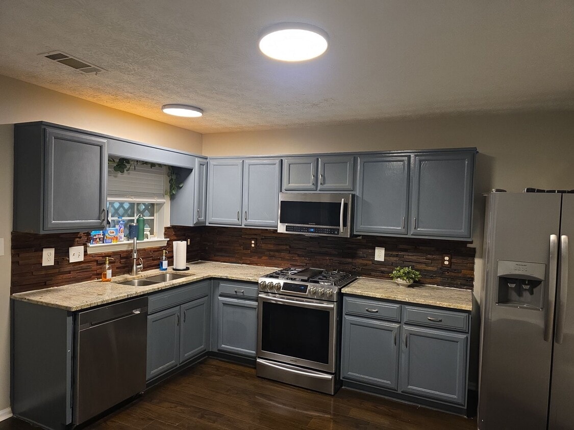 Photo - 3111 Fields Dr (Stonecrest, GA)