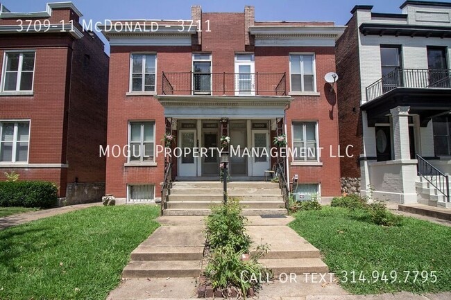 Photo - 3709-11 McDonald-3711 Unit 3711