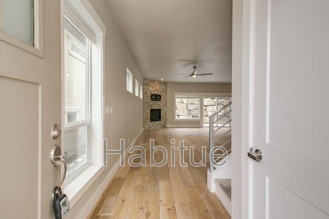 Photo - 2248 W Hill Terrace Ln