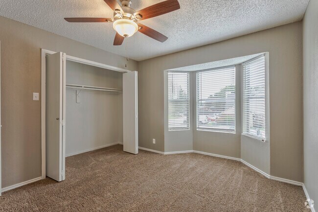 2BR, 2BA - 950 SF B1 - Bedroom