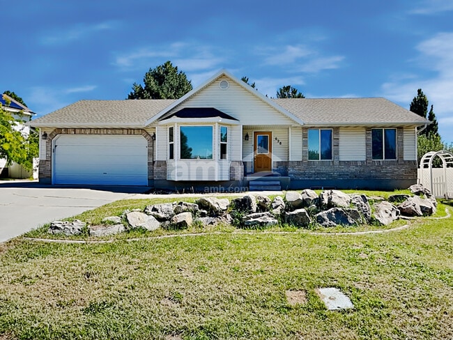 Building Photo - 628 N 540 W Rental