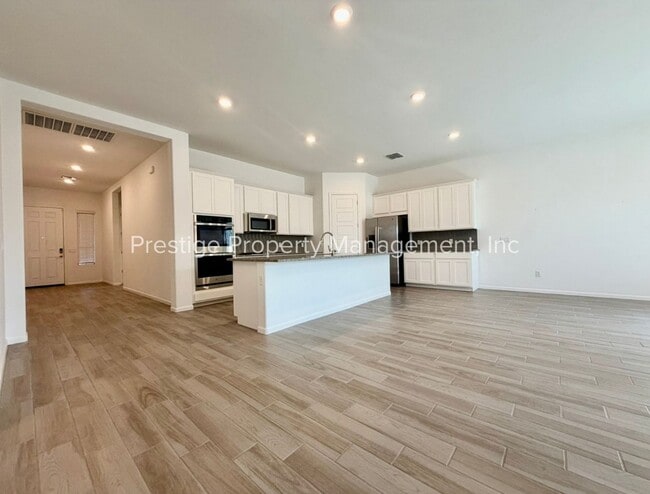 Photo - 10848 W Yates Ln