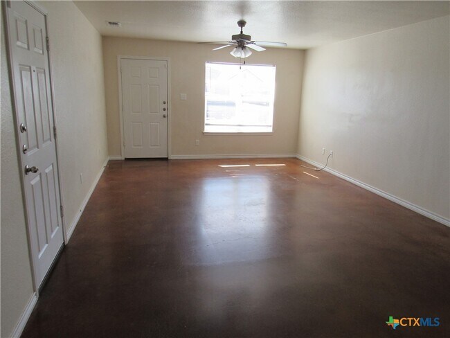 Photo - 2906 Starlight Dr