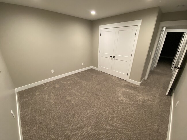 Photo - 1226 W 700 S Unit Basement Apartment