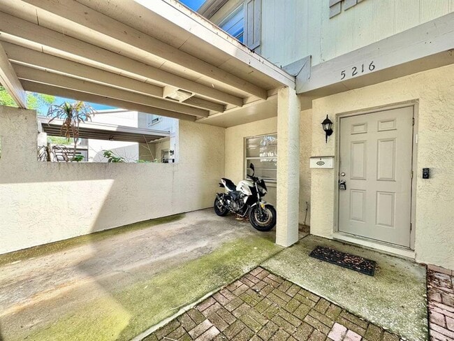 Photo - 5216 Tennis Ct Cir Unit 5216