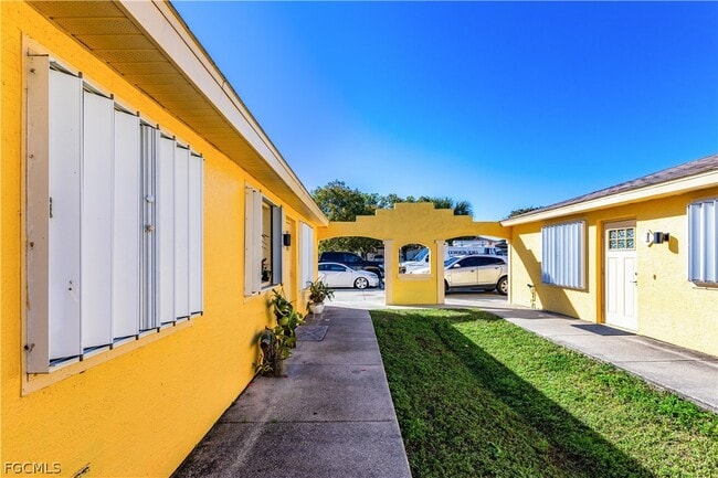 Photo - 1321 SE 8th Ave