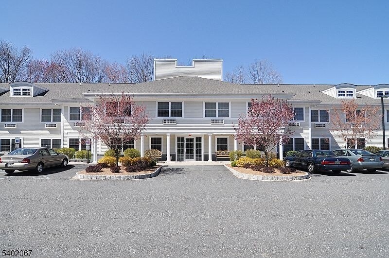 Photo - 84 Sparta Ave Unit 307