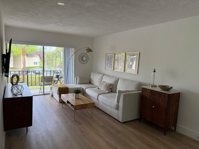 Photo - 9006 SW 137th St Unit 18