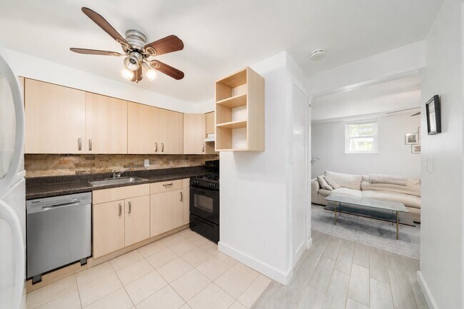 Photo - 364 1st St Unit 1
