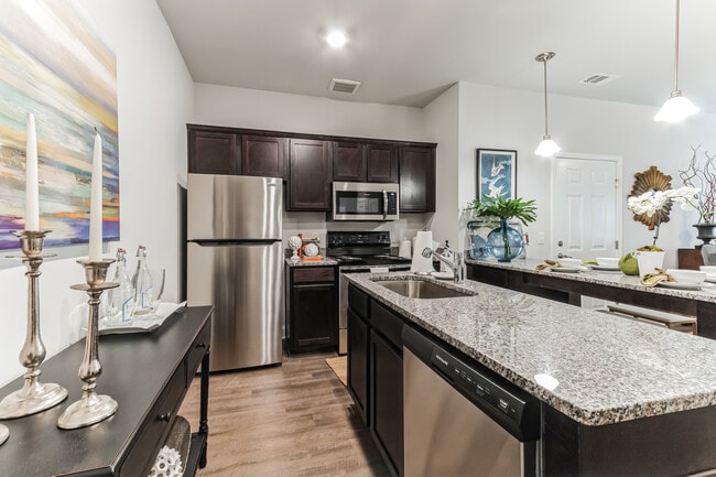 Kitchen - Cedar Grove