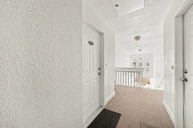 Photo - 2259 S Main St