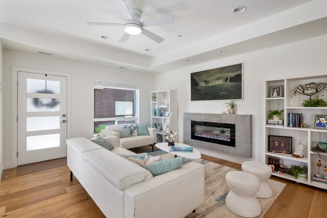 Photo - 6988 S Brookhill Dr