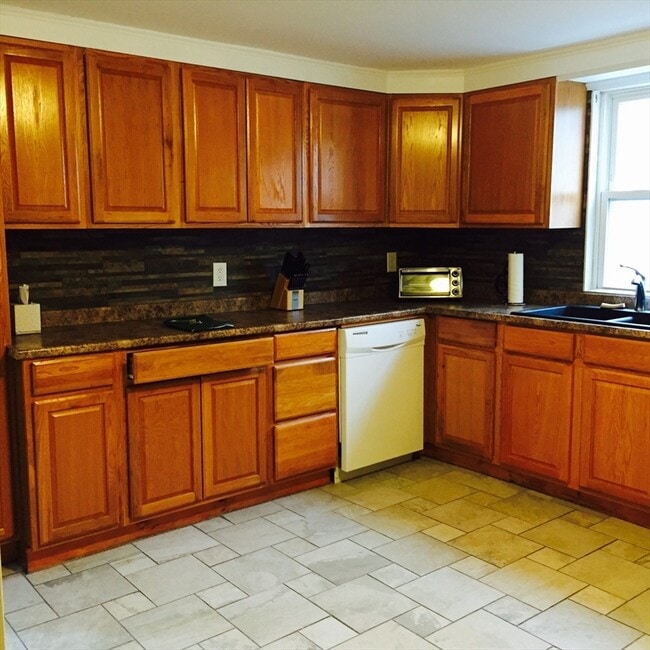 Photo - 9 Hall St Unit 1R