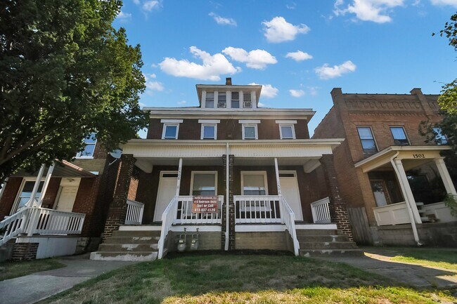 1508 Summit St