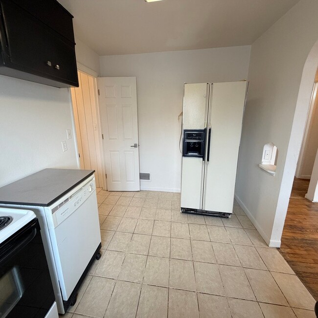 Photo - 1525 6th St Unidad A