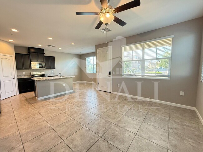 Photo - 1255 N Arizona Ave