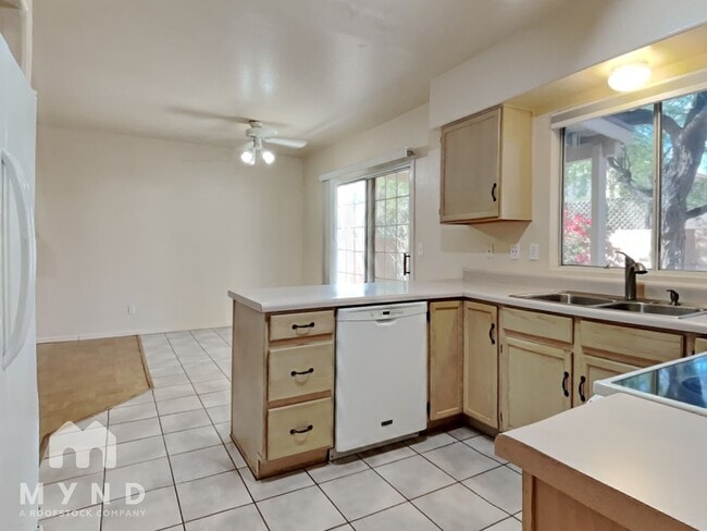 Photo - 3696 W Sunglade Dr