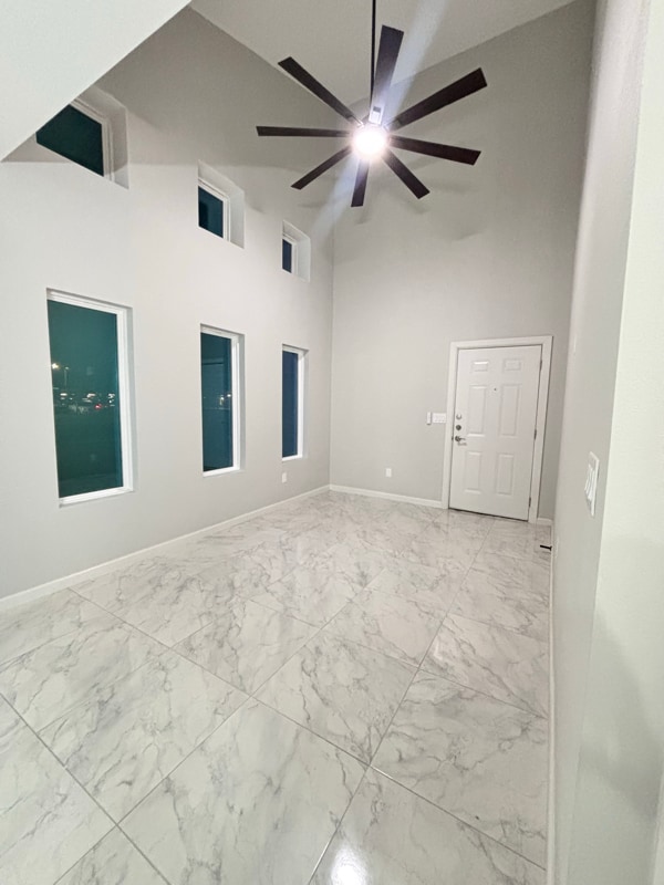 Photo - 703 Pedro St Unidad 4