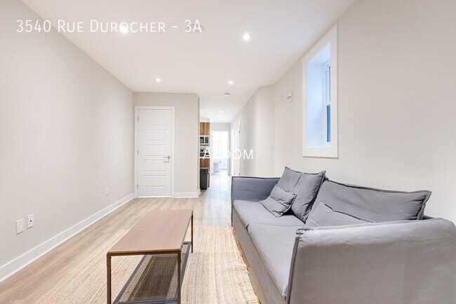 Building Photo - 3540 Rue Durocher Unit 3A