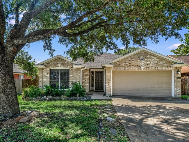 Building Photo - 1102 Brashear Ln