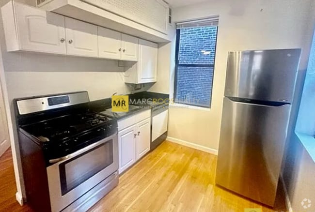 Building Photo - 33 Clark St Unit 6 Rental