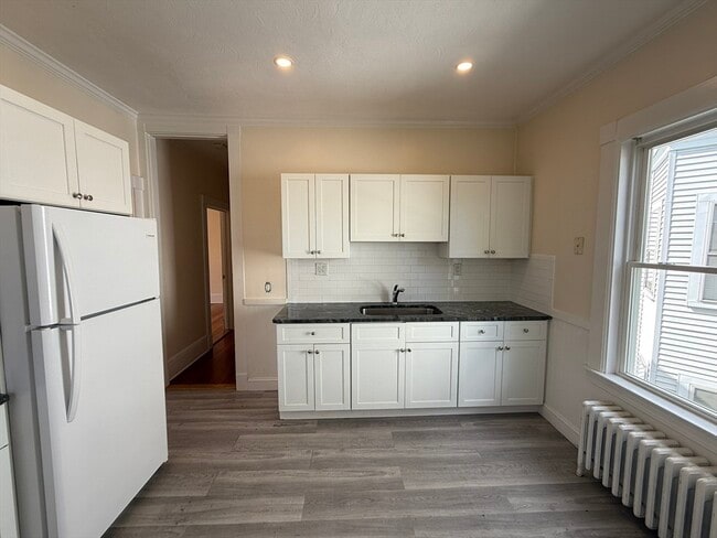 Photo - 21 Sydney St Unit 3