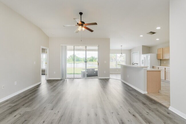 6613 Cambridge Park Dr