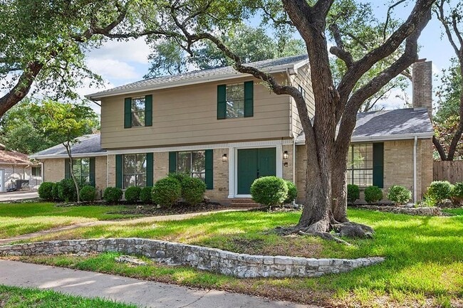 Building Photo - 10703 Plumewood Dr