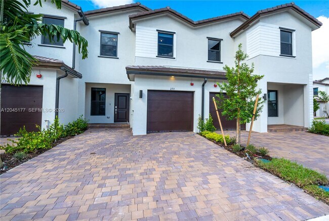 Building Photo - 270 SW 159th Pl