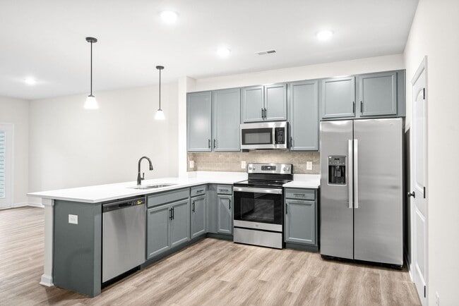 2Bed 2Bath Kitchen
