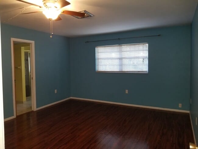 Photo - 1165 Fox Creek Dr