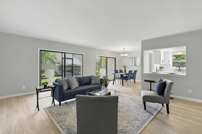 Building Photo - 10136 Leisure Ln N Unit 10136 Leisure Ln N #26 Rental
