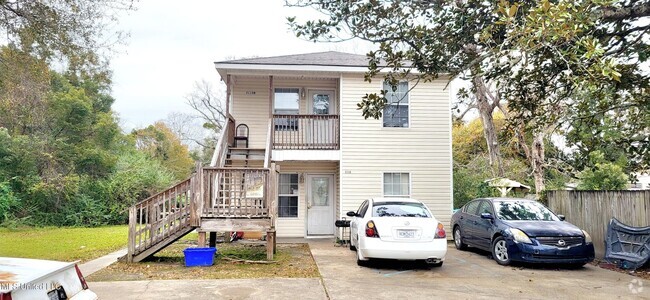 Building Photo - 2110 30th St Rental