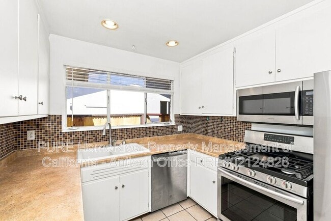 2809 Bonita Ave